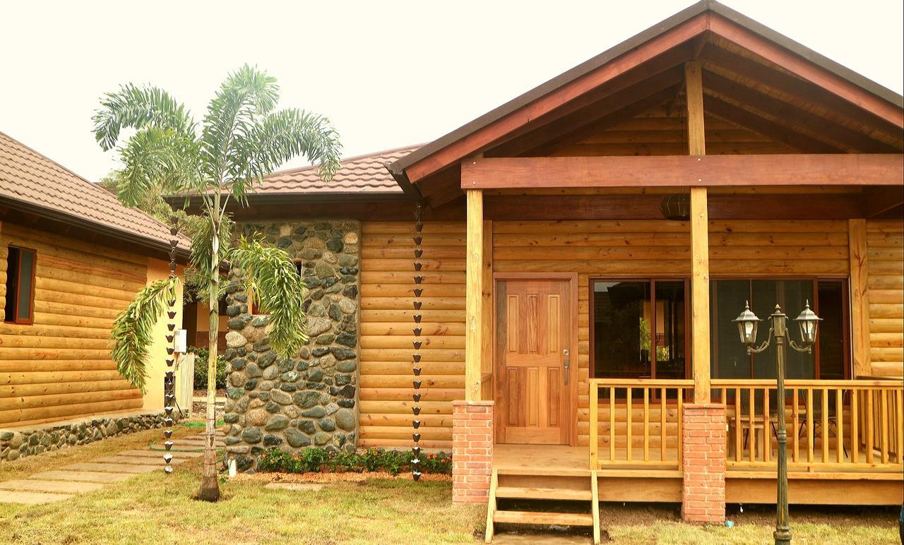 Carmen Hotel&Villas Jarabacoa Exteriör bild